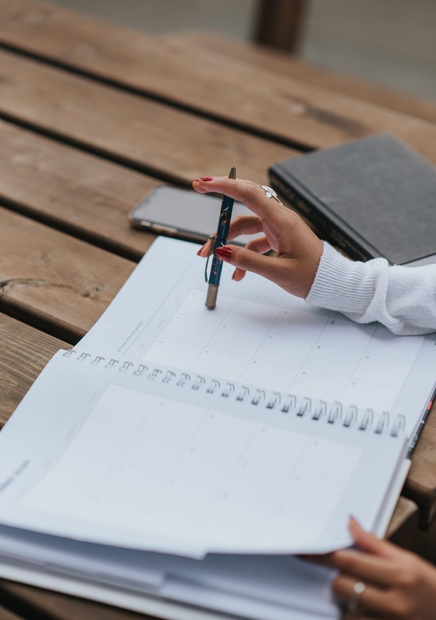 pexels-anete-lusina-5239790 time management